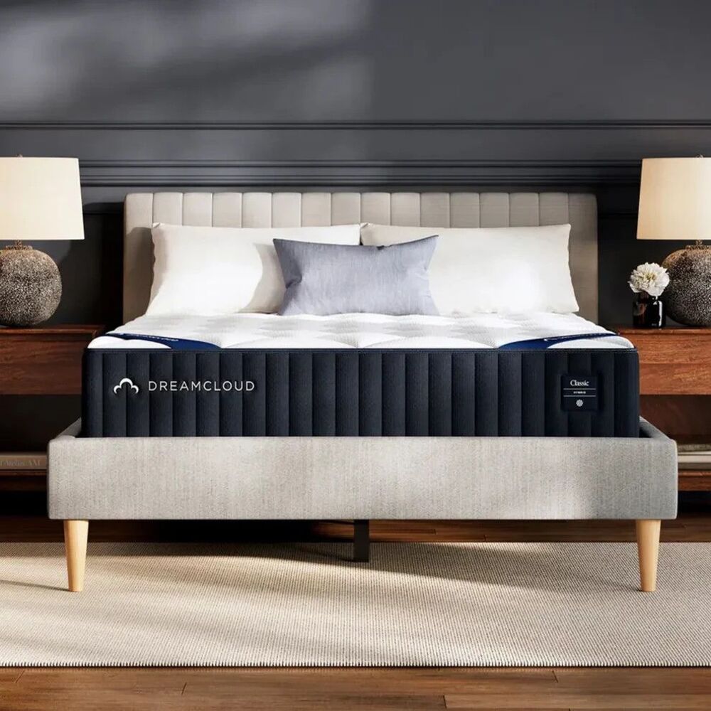 DreamCloud Classic Hybrid Mattress – Twin XL Size – $545 (Free Delivery)